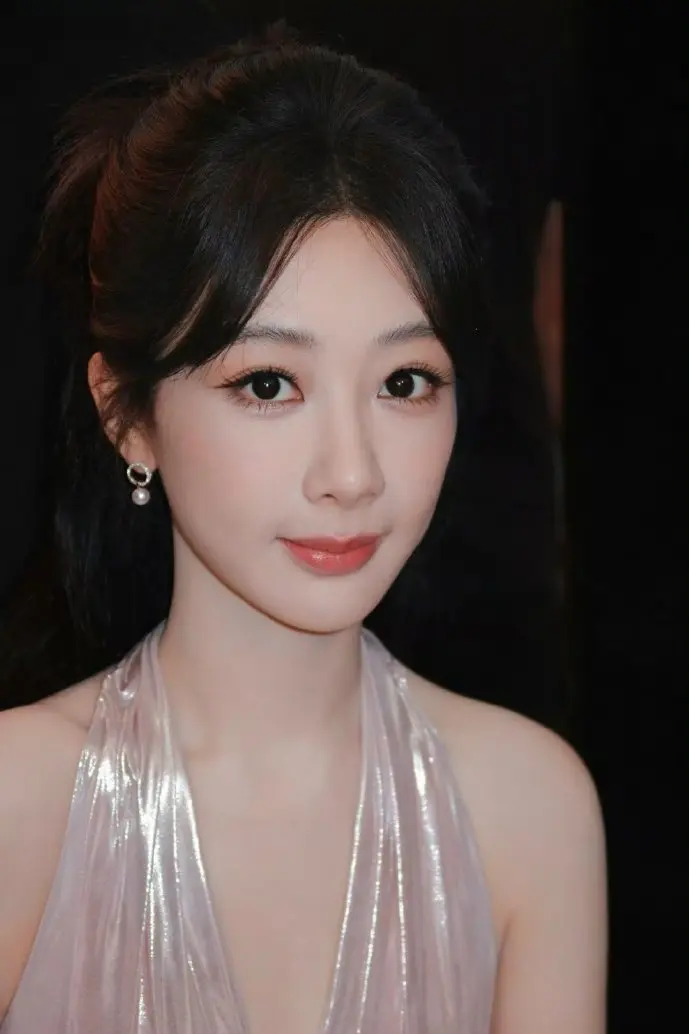 比特小队下载数据增长图